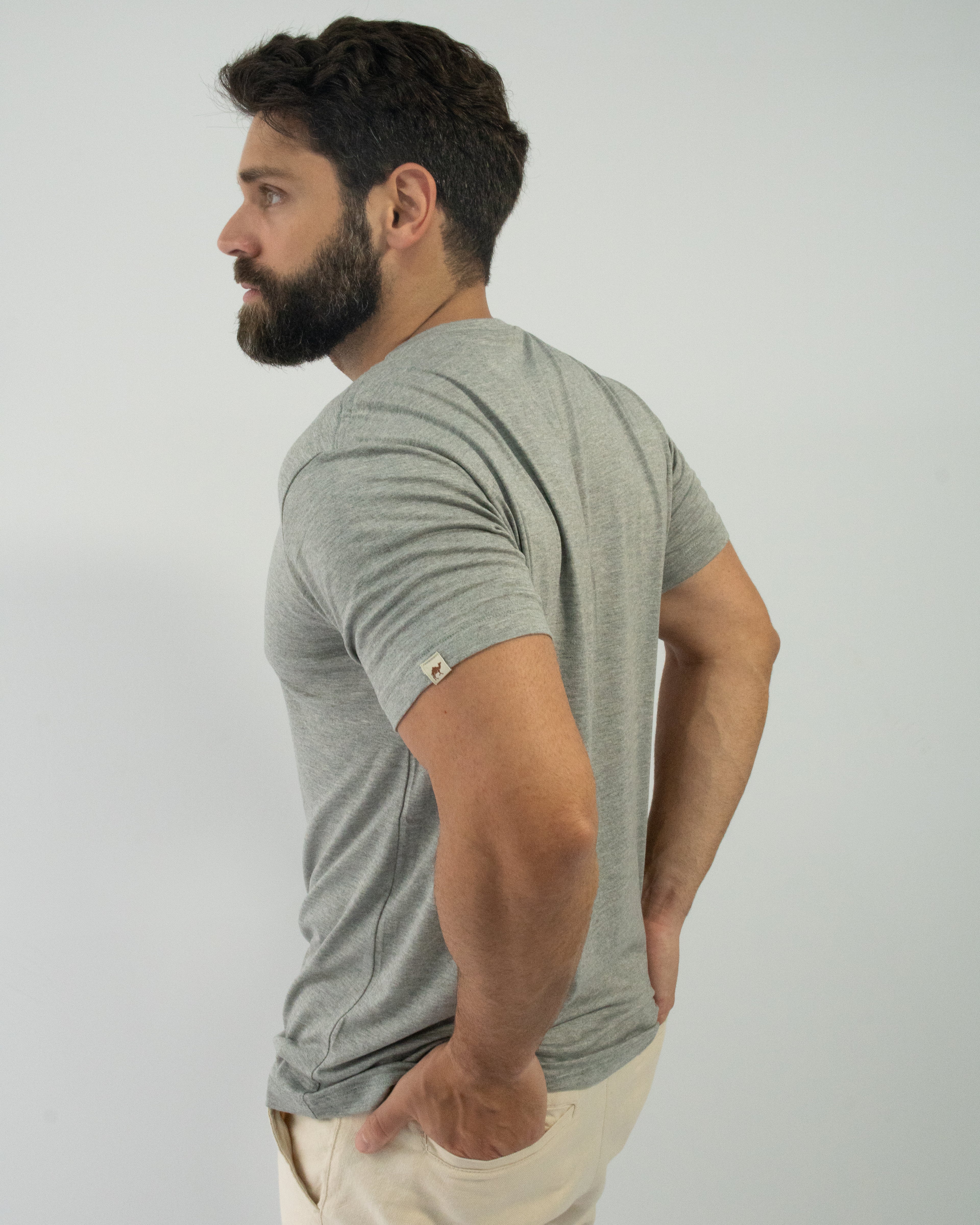 T-SHIRT ANTIODOR CINZA